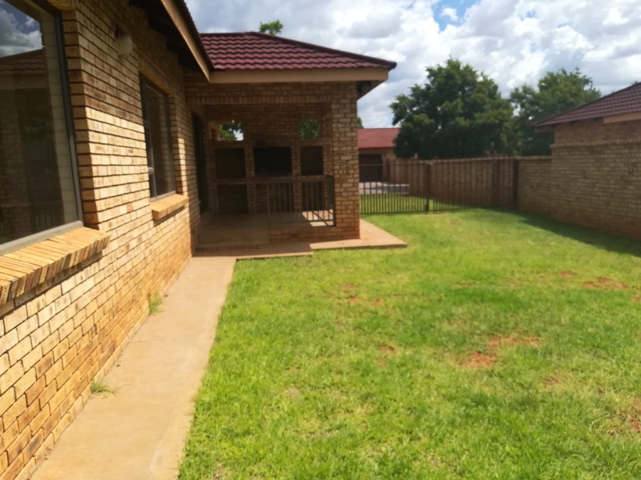 3 Bedroom Property for Sale in Kuruman Northern Cape
